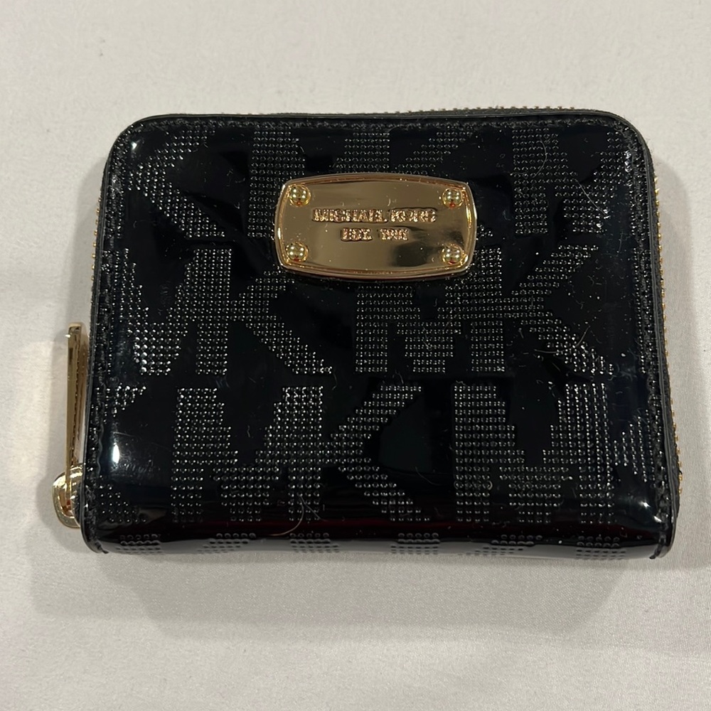 Michael Kors change purse / wallet